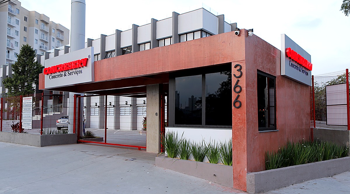 Fachada de uma filial da Concreserv